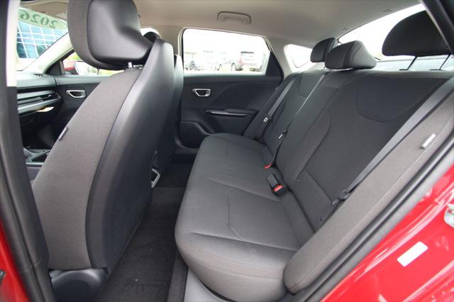2026 Kia K4 LXS