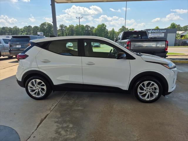 2027 Chevrolet Bolt LT FWD