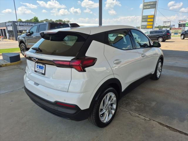 2027 Chevrolet Bolt LT FWD