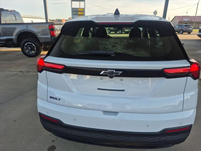 2027 Chevrolet Bolt LT FWD