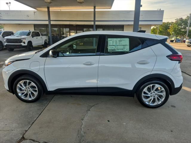 2027 Chevrolet Bolt LT FWD