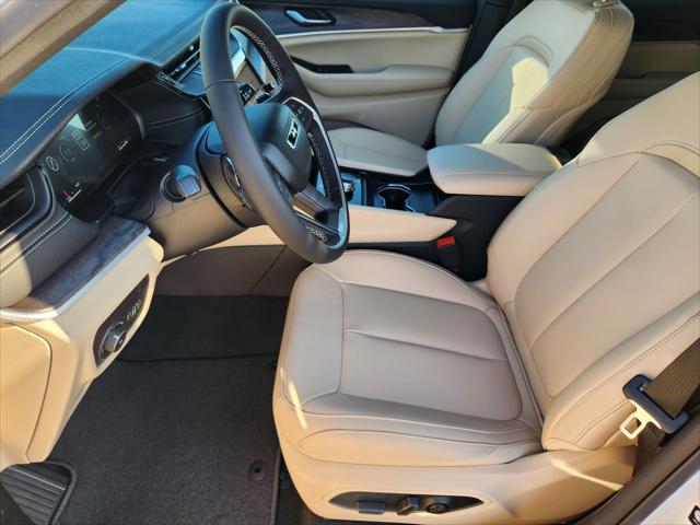 2026 Jeep Grand Cherokee Limited 4x2