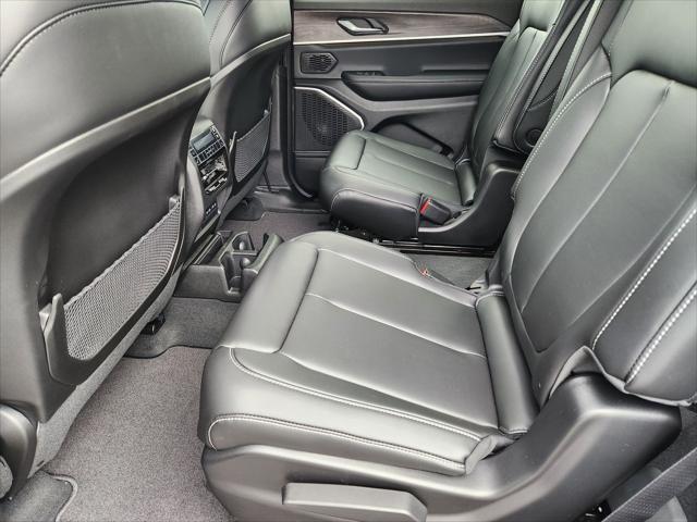 2026 Jeep Grand Cherokee L Limited 4x2