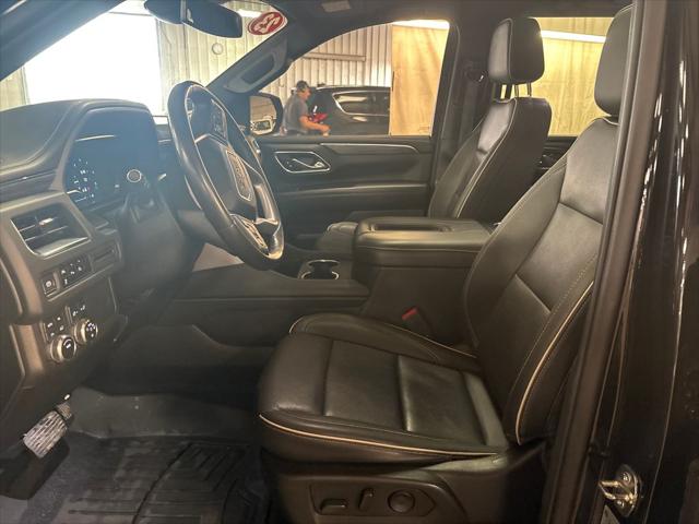 2023 GMC Yukon XL 4WD SLT