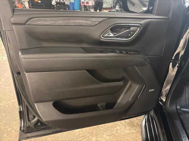 2023 GMC Yukon XL 4WD SLT