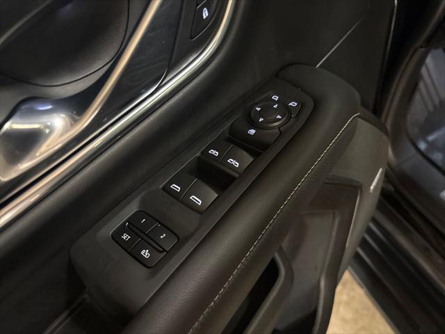 2023 GMC Yukon XL 4WD SLT