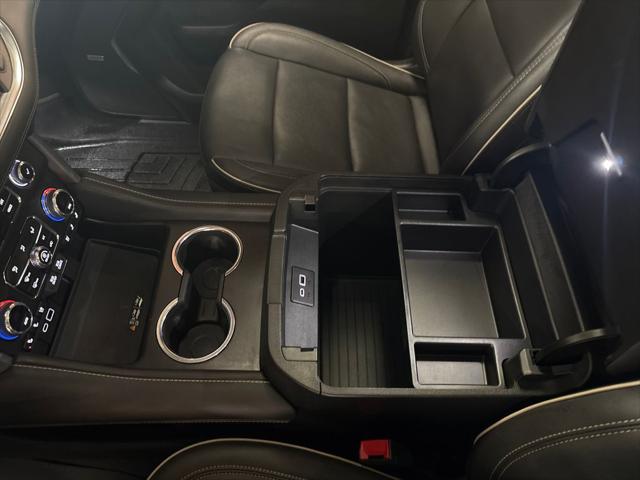 2023 GMC Yukon XL 4WD SLT