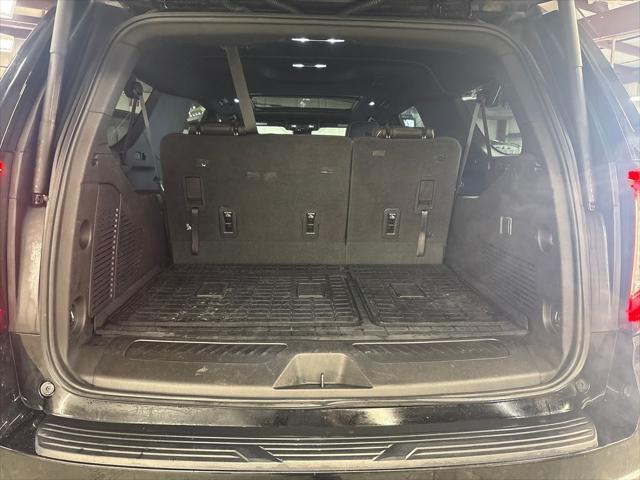 2023 GMC Yukon XL 4WD SLT