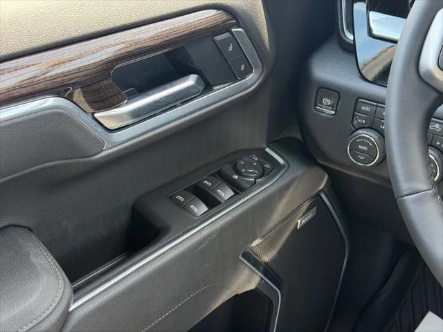 2026 Chevrolet Silverado 1500 4WD Crew Cab Short Bed RST