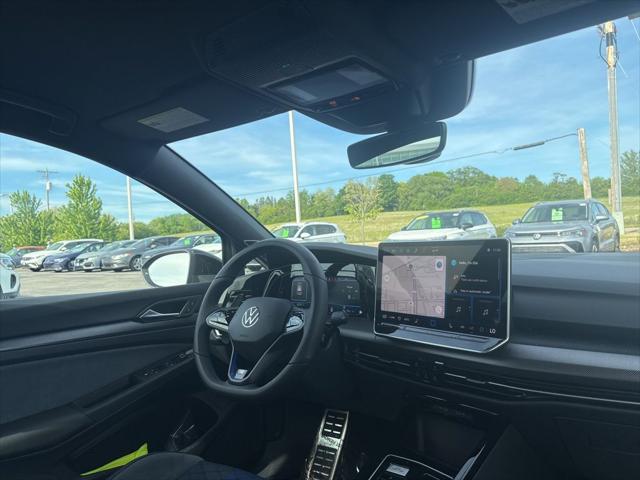 2026 Volkswagen Golf R 2.0T