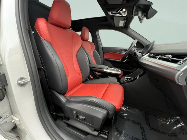 2025 BMW X2 xDrive28i