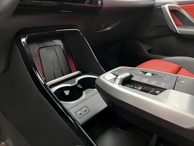 2025 BMW X2 xDrive28i