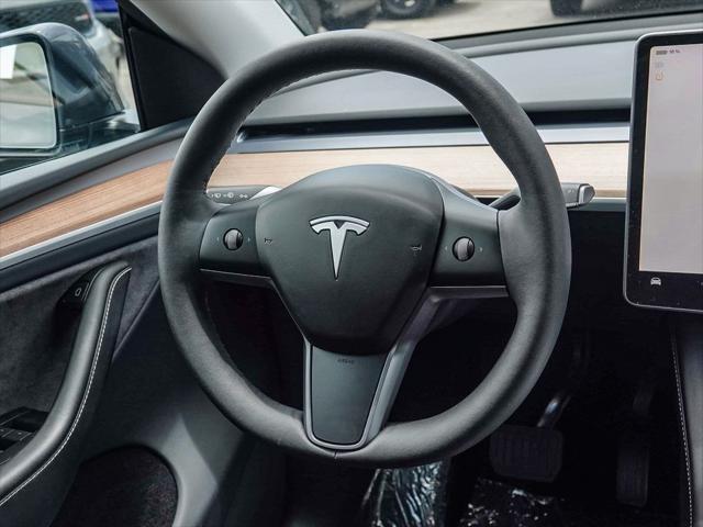 2024 Tesla Model Y Long Range Dual Motor All-Wheel Drive