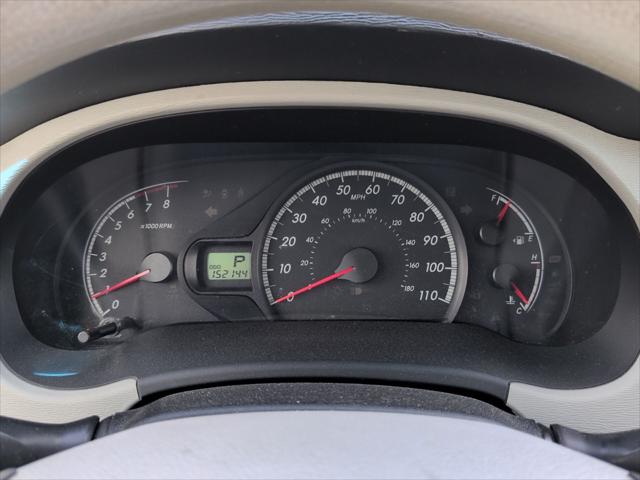 2013 Toyota Sienna LE V6 8 Passenger