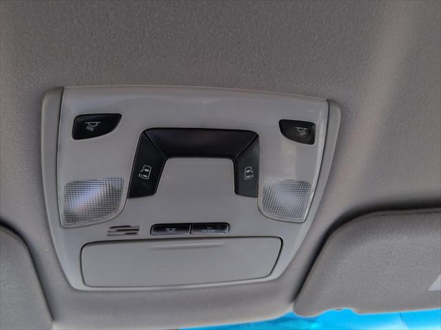 2013 Toyota Sienna LE V6 8 Passenger