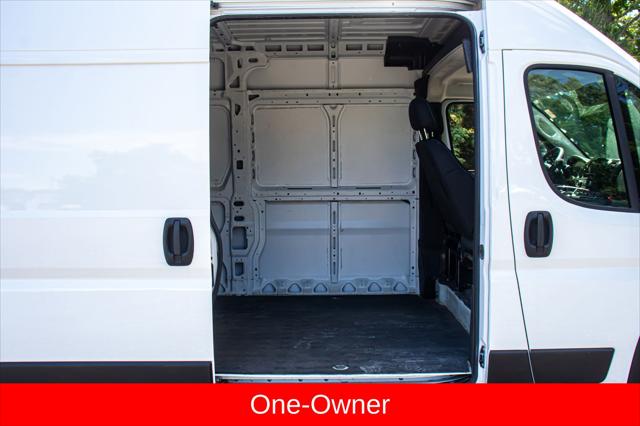 2025 Ram ProMaster 2500 Cargo Van Tradesman High Roof 159" WB w/Pass Seat