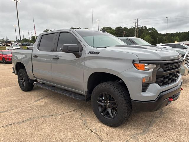 2024 Chevrolet Silverado 1500 4WD Crew Cab Short Bed Custom Trail Boss