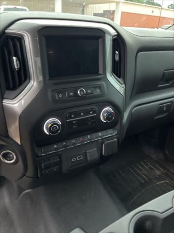 2024 Chevrolet Silverado 1500 4WD Crew Cab Short Bed Custom Trail Boss