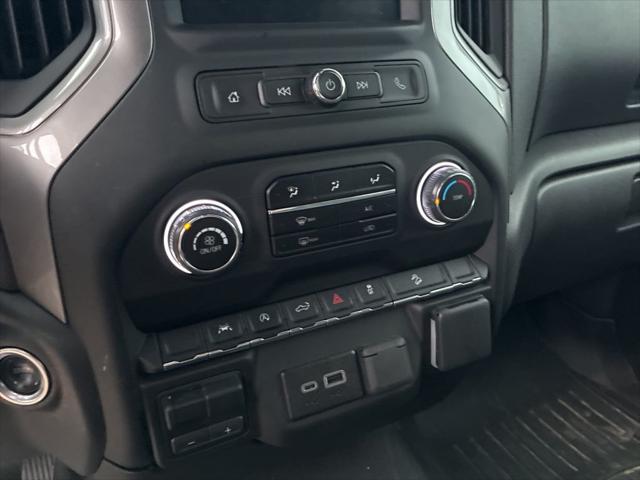 2024 Chevrolet Silverado 1500 4WD Crew Cab Short Bed Custom Trail Boss