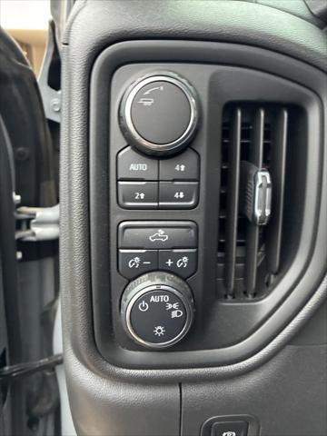2024 Chevrolet Silverado 1500 4WD Crew Cab Short Bed Custom Trail Boss