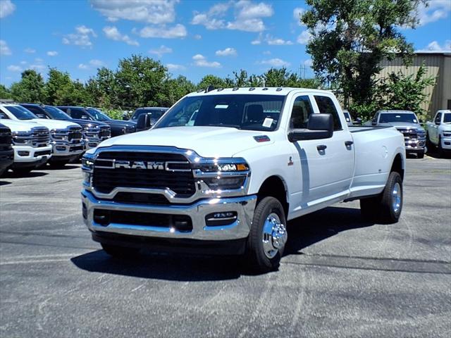 2026 Ram 3500 Tradesman Crew Cab 4x4 8' Box