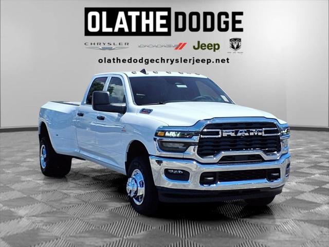 2026 Ram 3500 Tradesman Crew Cab 4x4 8' Box