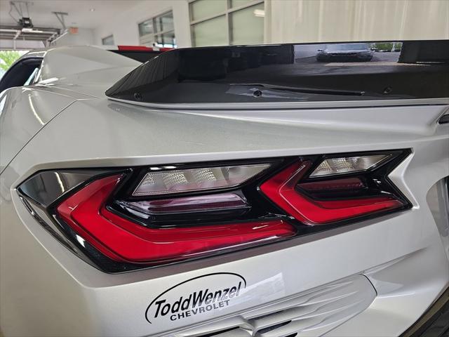 2026 Chevrolet Corvette E-Ray Convertible, 2LZ, RWD