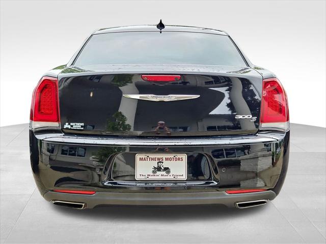 2018 Chrysler 300 300S