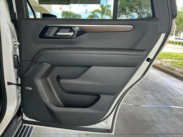 2025 Chevrolet Tahoe 4WD High Country