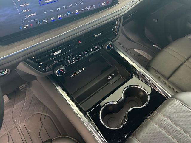 2025 Chevrolet Tahoe 4WD High Country