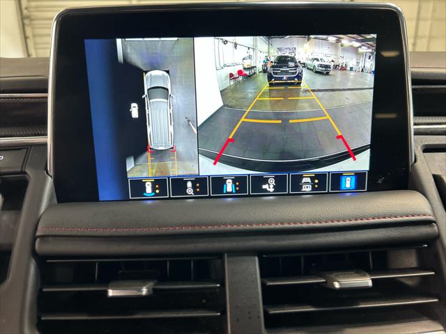 2022 Chevrolet Suburban 4WD RST