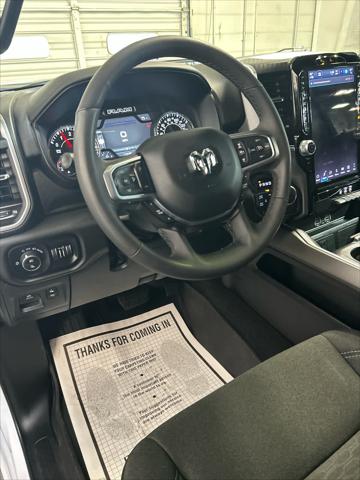 2025 Ram 1500 Big Horn Crew Cab 4x4 5'7" Box