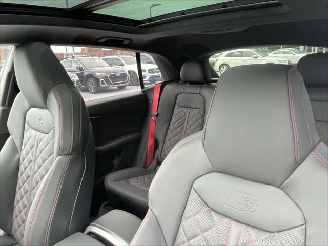 2026 Audi SQ8 Prestige TFSI quattro Tiptronic