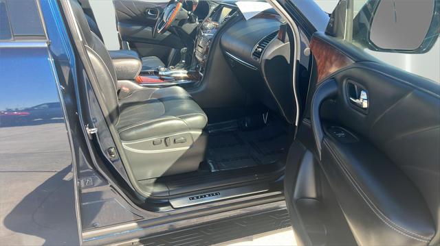 2017 INFINITI QX80 Unknown