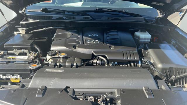 2017 INFINITI QX80 Unknown