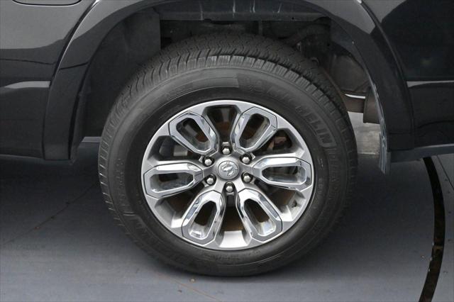 2019 Ram 1500 Laramie Crew Cab 4x4 6'4" Box