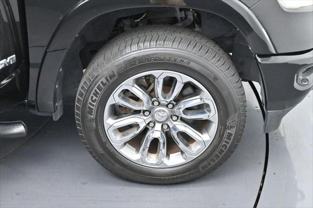 2019 Ram 1500 Laramie Crew Cab 4x4 6'4" Box