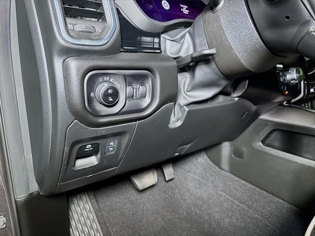 2025 Ram 1500 Laramie Crew Cab 4x4 5'7" Box
