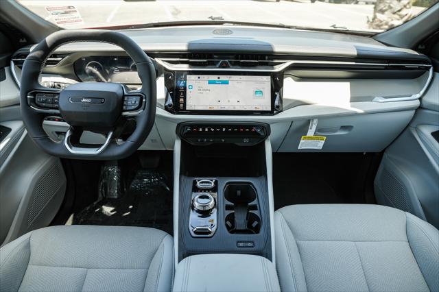 2026 Jeep Cherokee Laredo 4x4