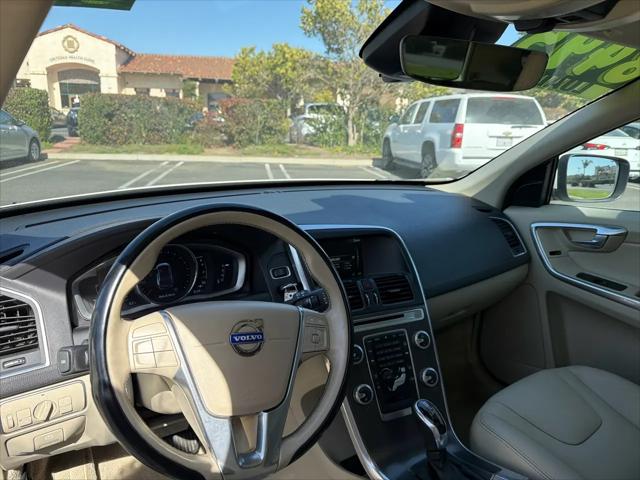 2015 Volvo XC60 T5 Premier