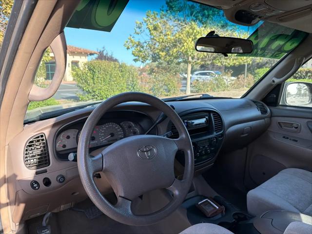 2004 Toyota Sequoia SR5 V8