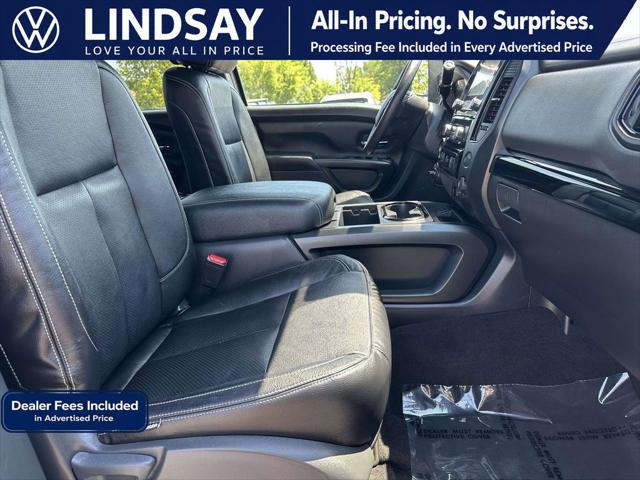 2023 Nissan Titan Crew Cab SV 4x4