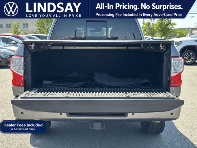 2023 Nissan Titan Crew Cab SV 4x4