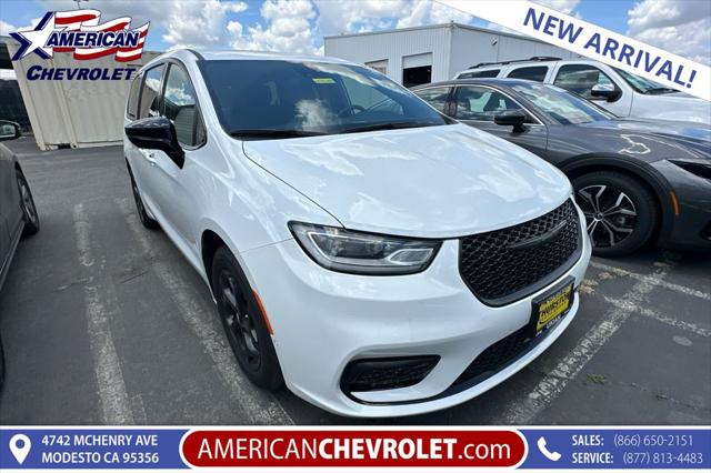 2024 Chrysler Pacifica Hybrid S Appearance Pkg for sale in Modesto, CA
