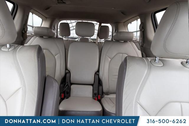 2017 Chrysler Pacifica Touring-L