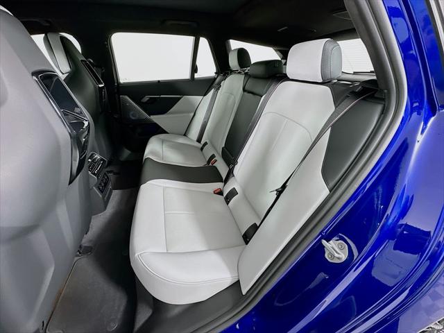 2027 BMW M5 Base