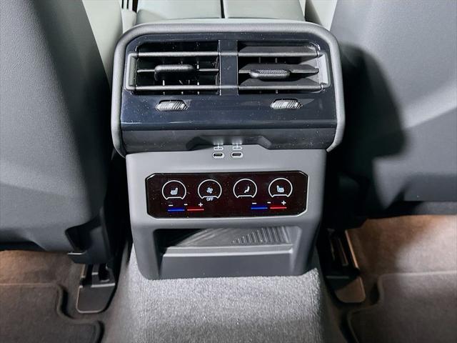 2027 BMW M5 Base