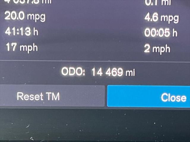 2023 Volvo XC60 B6 Ultimate Dark Theme