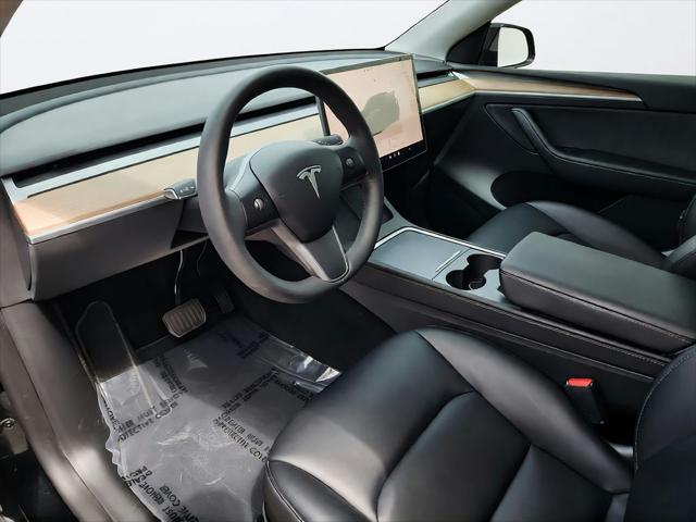 2022 Tesla Model Y Long Range Dual Motor All-Wheel Drive