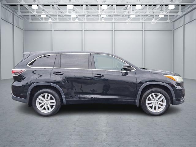 2015 Toyota Highlander LE V6